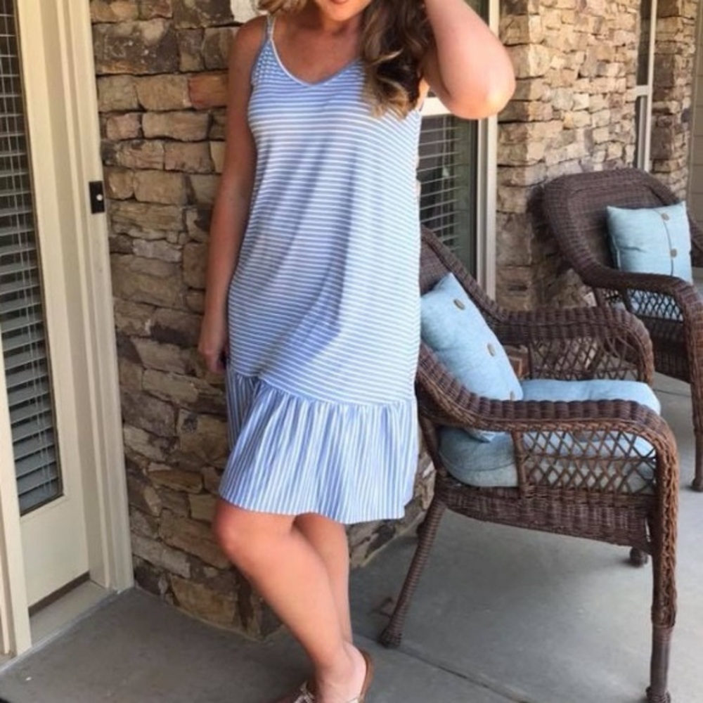 👚 2 for $38 👚 Agnes & Dora Stripe Slip Dress